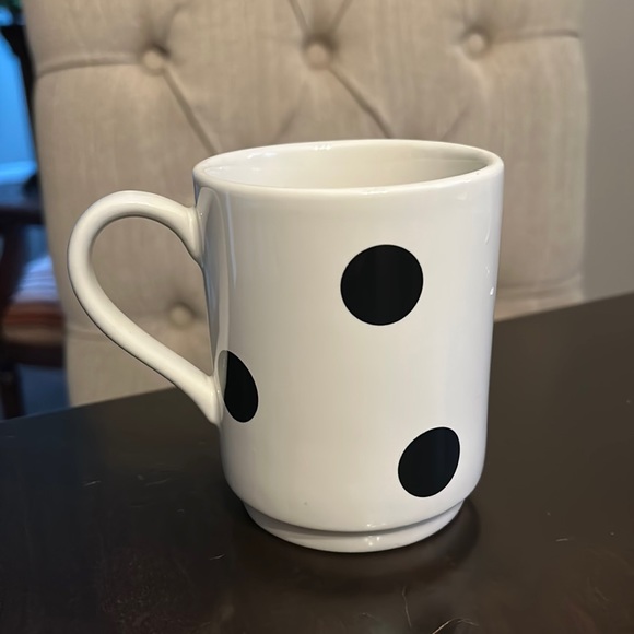 kate spade Other - ♠️ kate spade ♠️ NEW YORK LENOX mug with black spots dots - excellent condition!